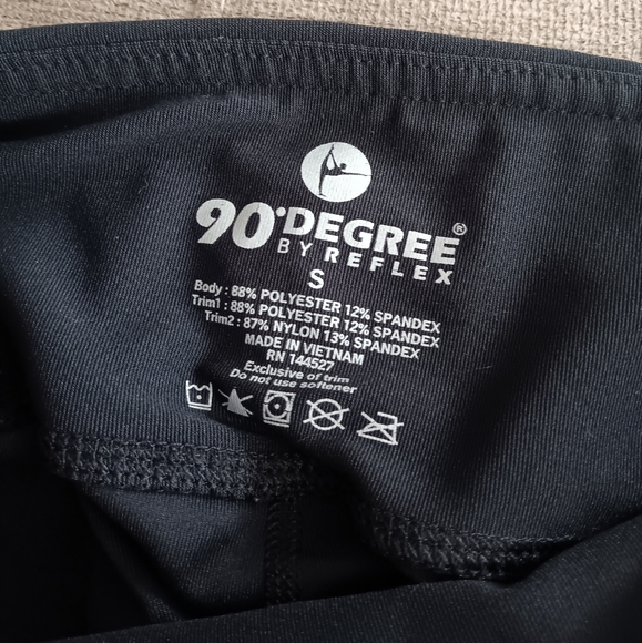 3 For $25🚨Yoga Leggings w/ Mesh Panels EUC - Picture 2 of 6